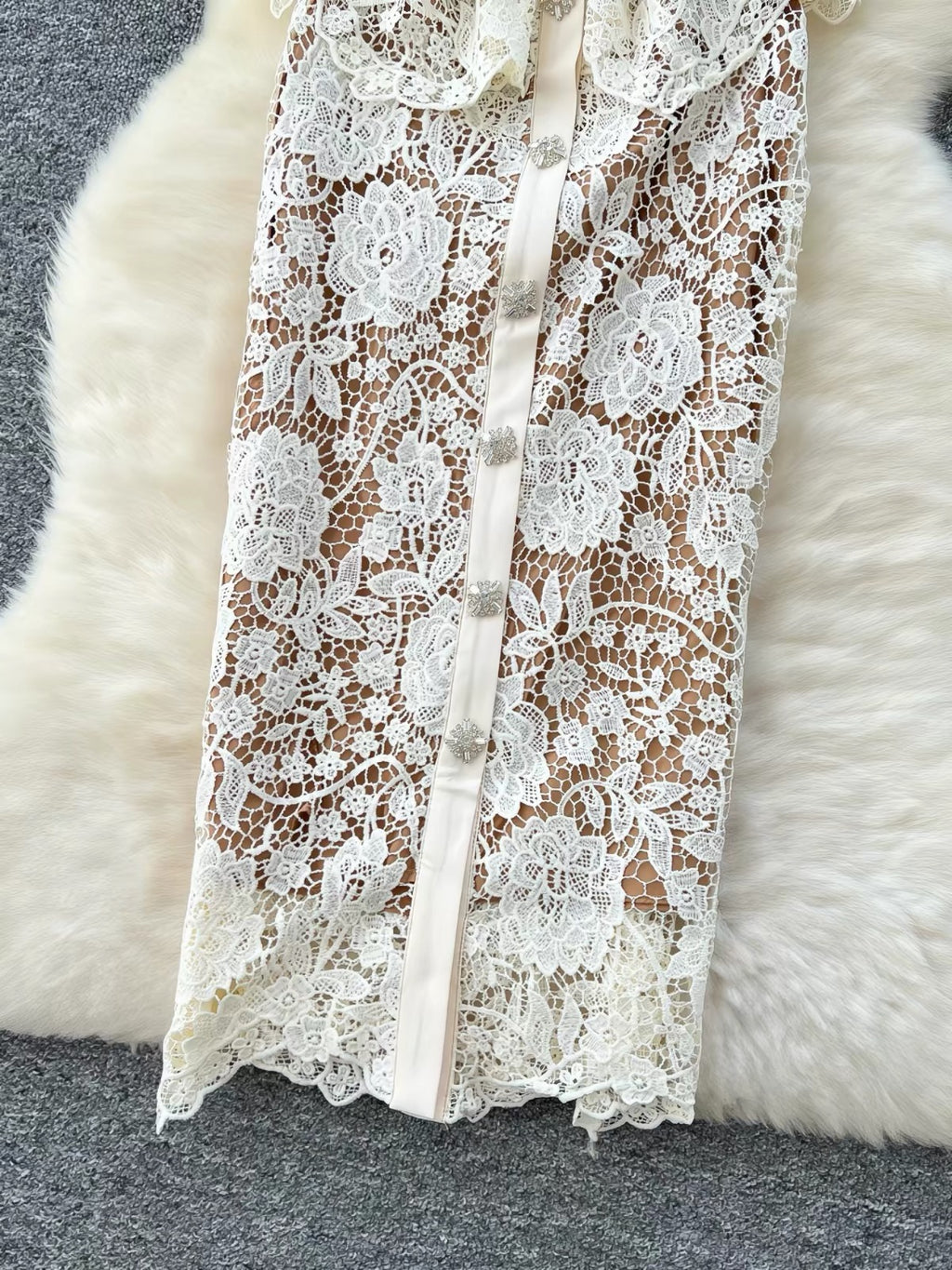 Elegant Lace Peplum Midi Dress