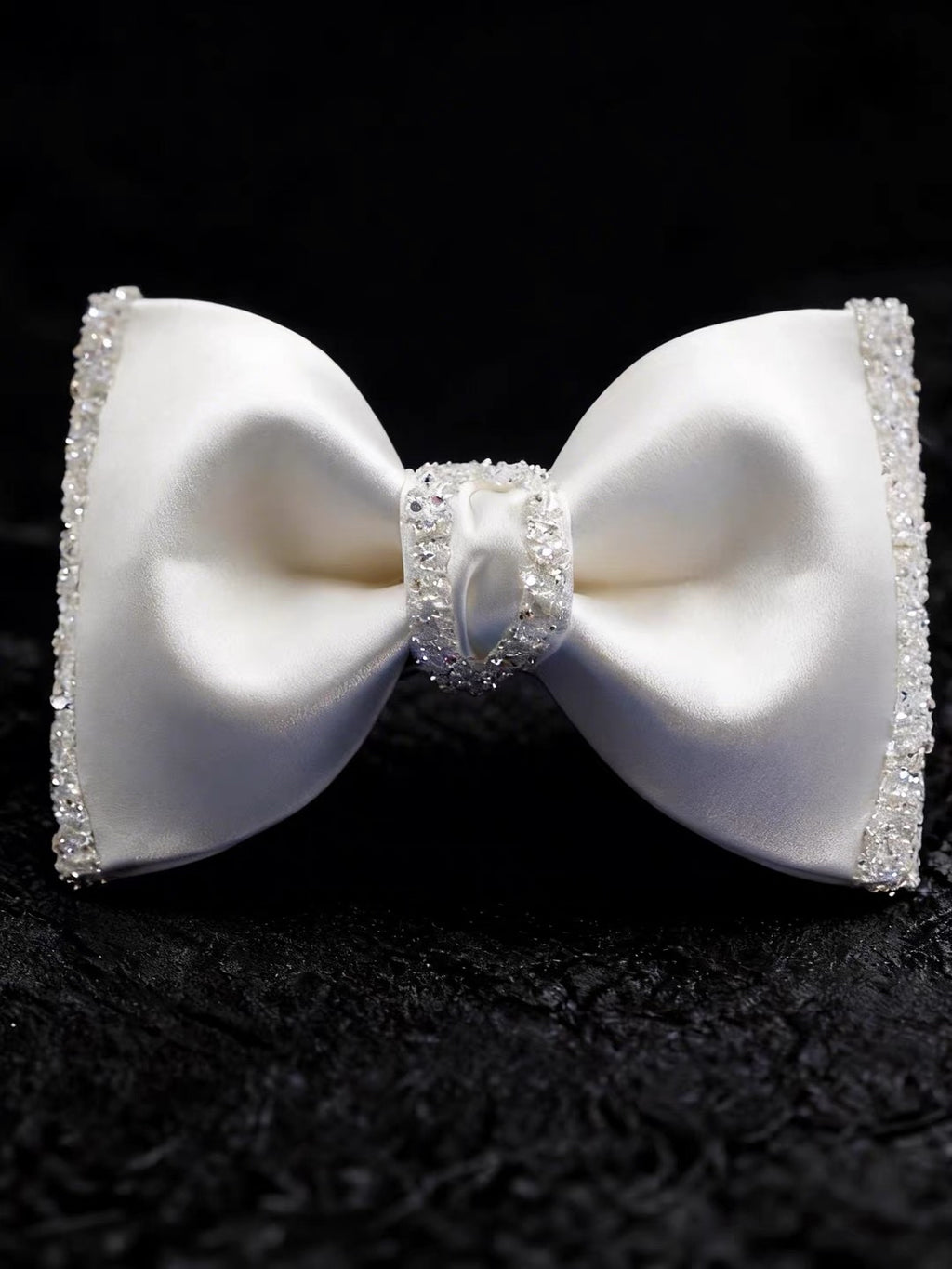 Diamond Edge Satin Bow Ti